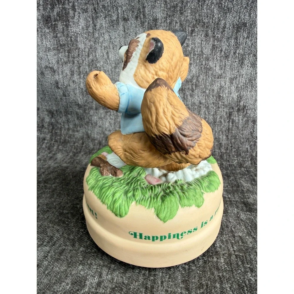 VTG Hallmark Shirt Tales Rick Raccoon Digby Duck Music Box Happiness Is Rainbow